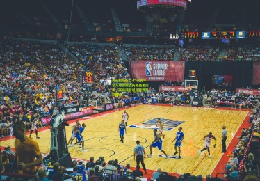 开云权威入口-广州青年军八球惨败创历史最差纪录，赛场溃败引足球界激烈争议