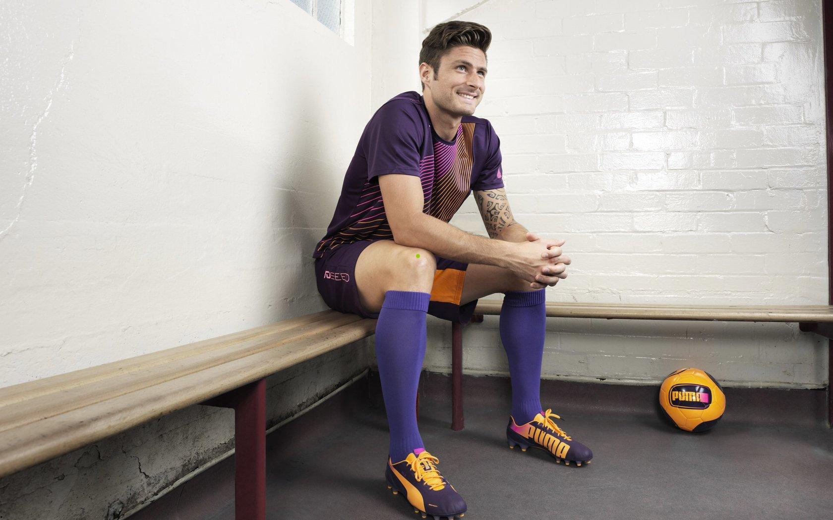 皇马更衣室分裂危机，核心球员集体质疑阿隆索执教理念